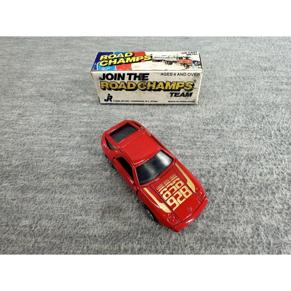 ROAD CHAMPS Die Cast #42 Porche 928 Red Car  T5